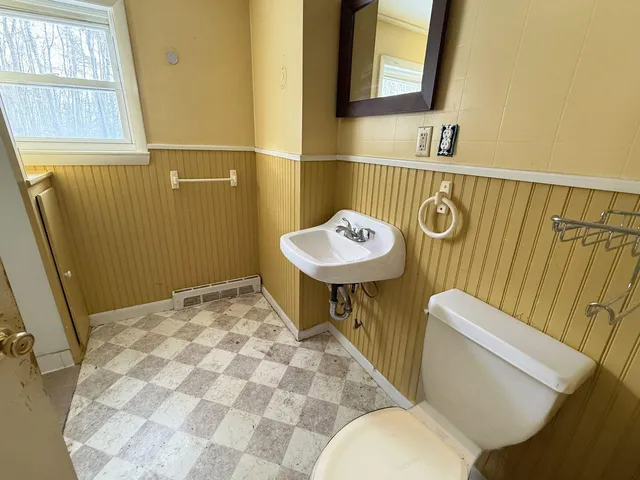 $169,900 | 2509 Essex Street, Orono, ME 04473