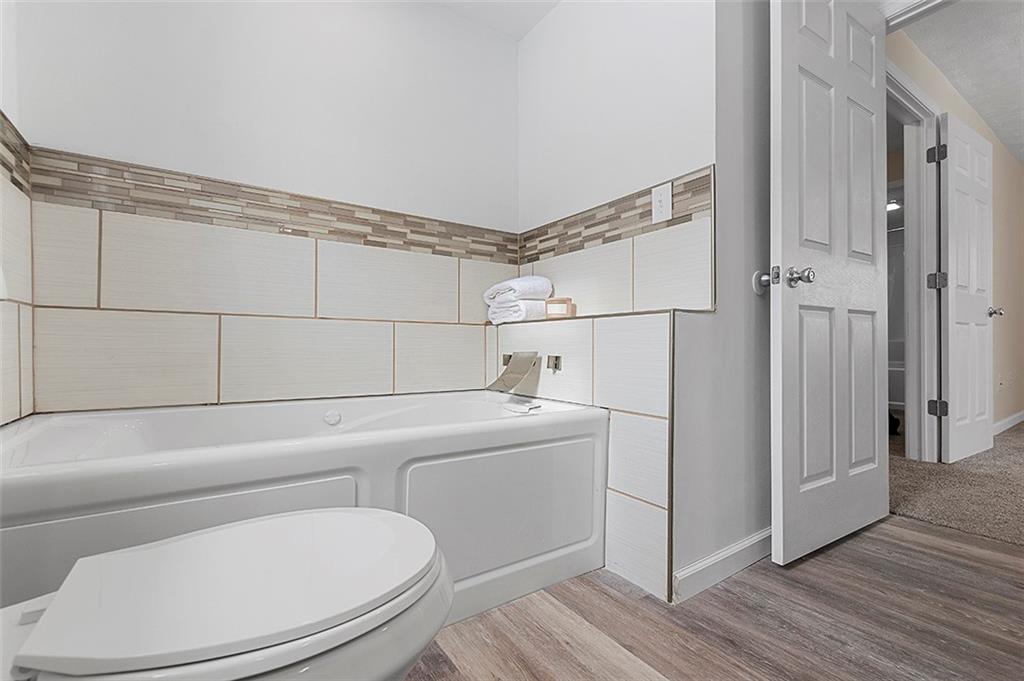102 Hoover Road New Castle, PA 16101 - Photo 17 of 25 Gallery Image 17