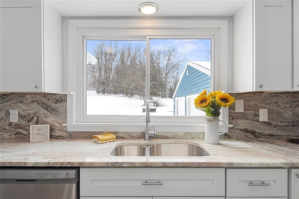 102 Hoover Road New Castle, PA 16101 - Photo 10 of 25 Gallery Image 10