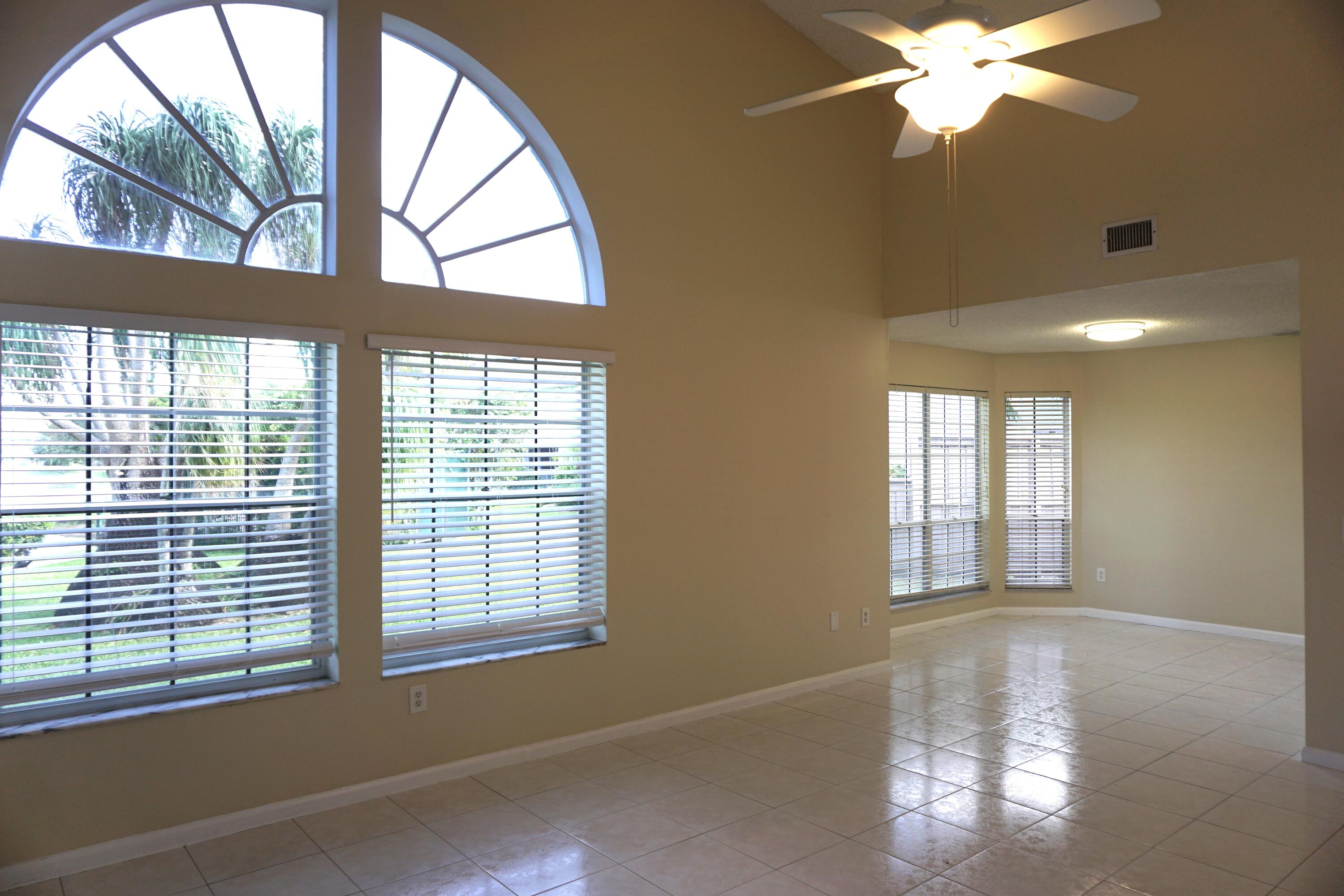 5311 Park Pl Circle Boca Raton, FL 33486 - Photo 4 of 18 3