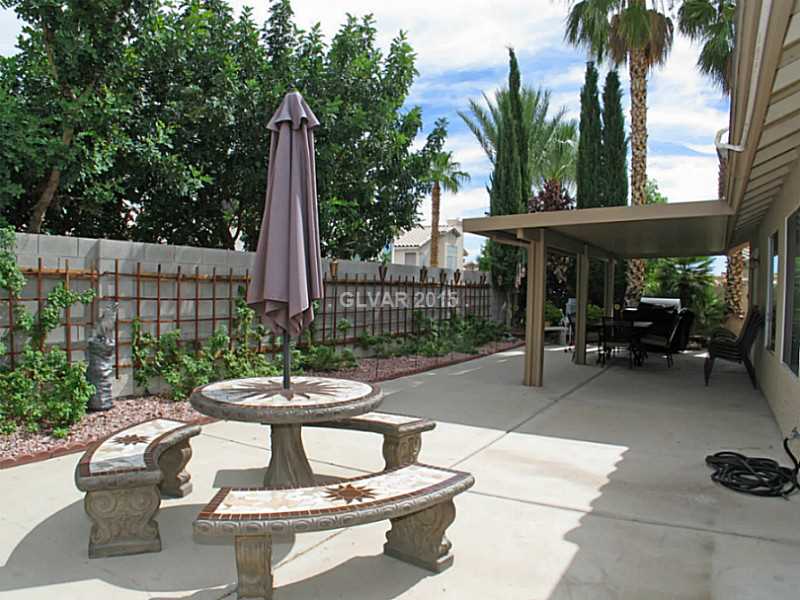 114 Rancho Maderas Way Henderson, NV 89002 - Photo 30 of 34 Property Photo. REAR YARD