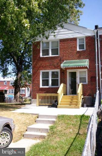 5444 Bucknell Road Baltimore, MD 21206 - Photo 4 of 18 Back yard