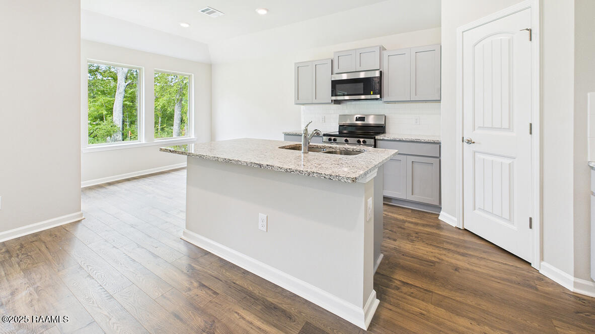 185 Colett Sunset, LA 70584 - Photo 11 of 31 X40A Ashburn - Gray - 10