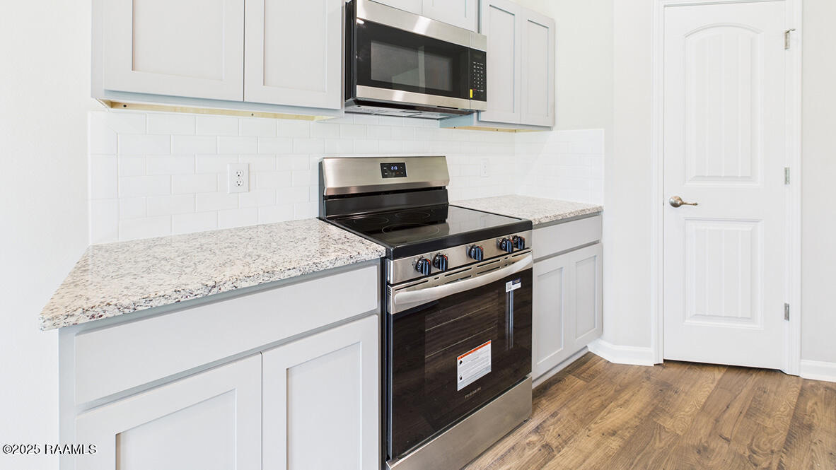 185 Colett Sunset, LA 70584 - Photo 7 of 31 X40A Ashburn - Gray - 6