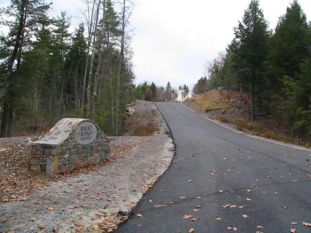 $49,900 | Lot 12 Rocky Road, Naples, ME 04055