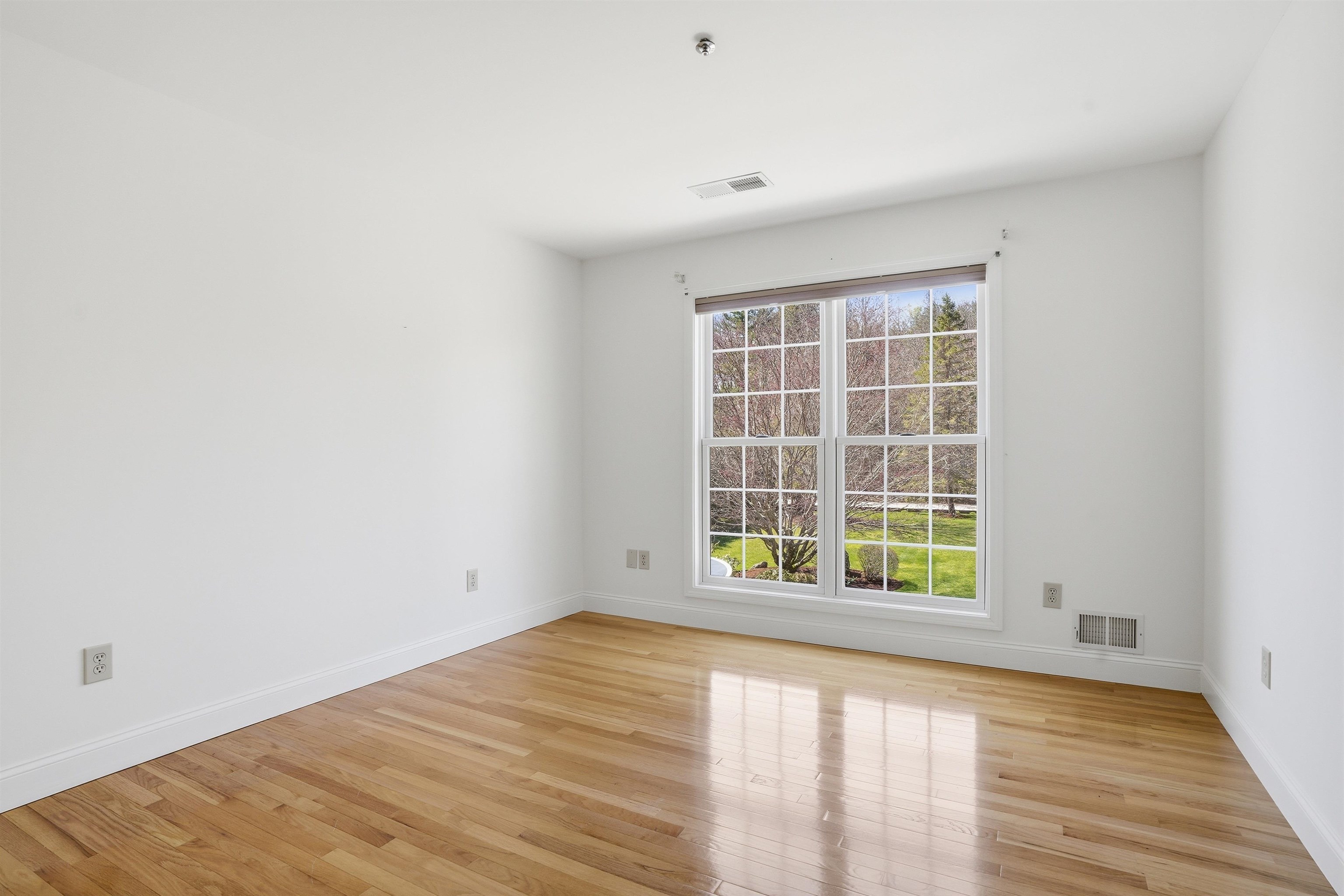 12 Winding Brook Drive Stratham, NH 03885 - Photo 35 of 59