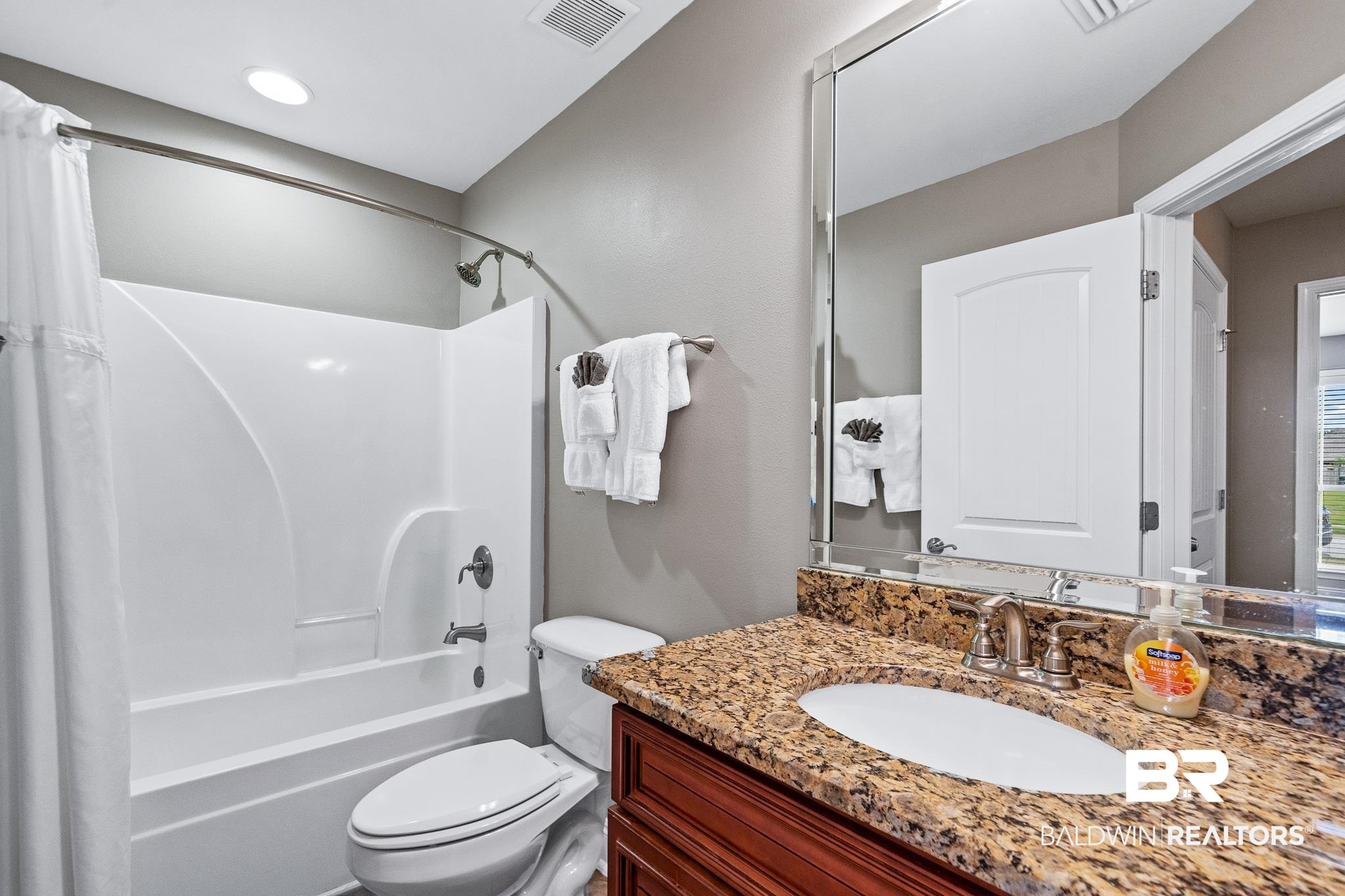 612 Parish Lakes Drive Foley, AL 36535 - Photo 23 of 45 Guest bath