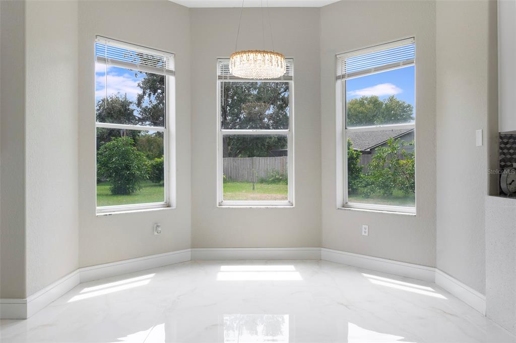 2306 Colusa Lane Valrico, FL 33596 - Photo 14 of 47