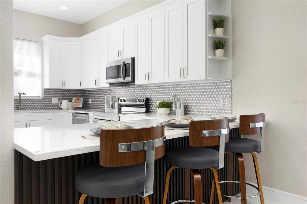 2306 Colusa Lane Valrico, FL 33596 - Photo 9 of 47