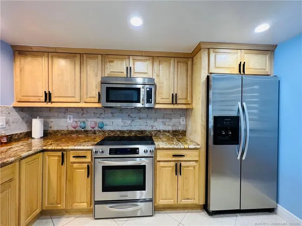 $5,400 | 9400 South Ocean Drive, Unit 604B, Jensen Beach, FL 34957