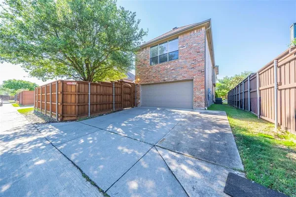 $3,900 | 1364 Aubrey Lane, Frisco, TX 75033