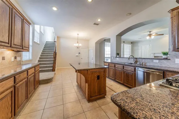 $3,900 | 1364 Aubrey Lane, Frisco, TX 75033