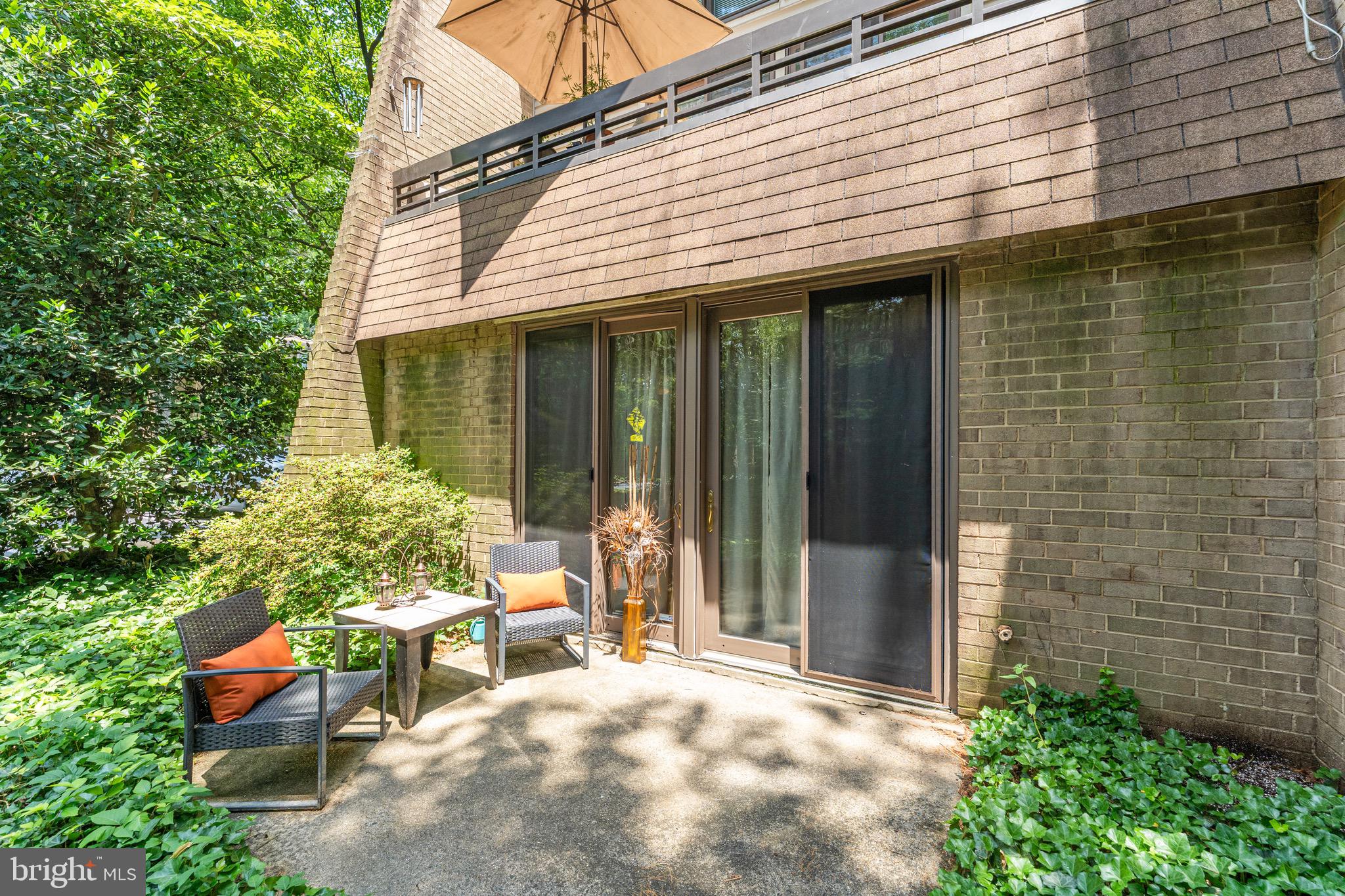 11617 Windbluff Court, Unit 9B Reston, VA 20191 - Photo 6 of 46 Patio off living room
