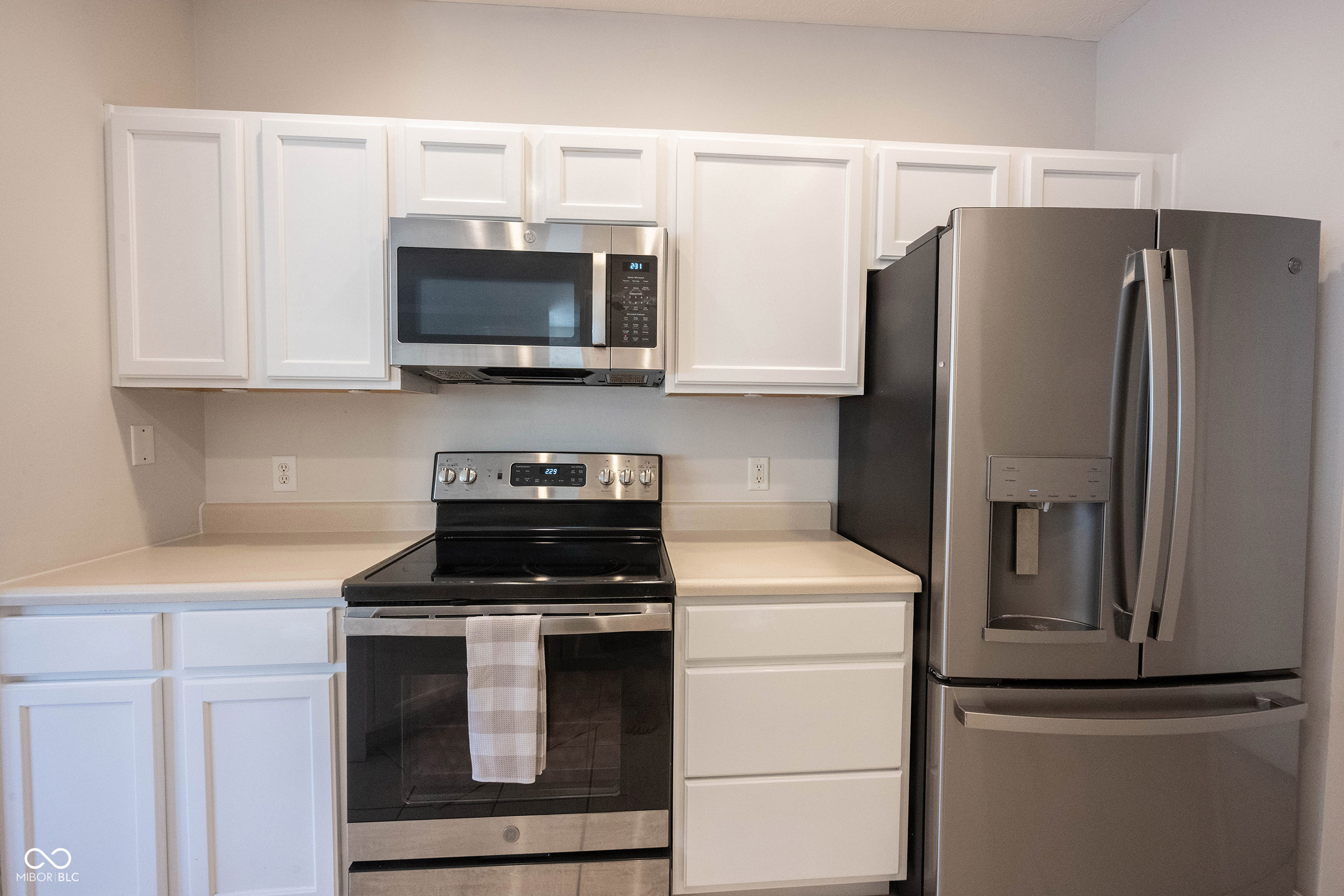 1112 Shadow Ridge Road Indianapolis, IN 46280 - Photo 28 of 68
