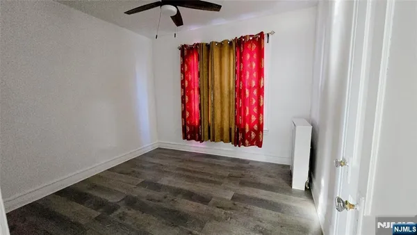 $2,900 | 170 Spring Street, Passaic, NJ 07055