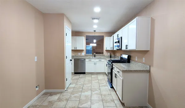 $2,300 | 723 Cypresswood Cove, Spring, TX 77373