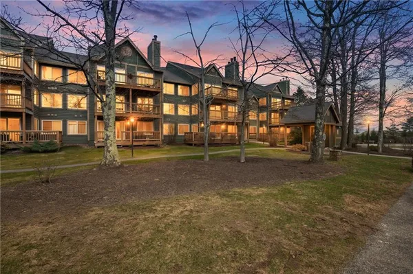 $279,900 | 5319 Summit Drive, Hidden Valley, PA 15502