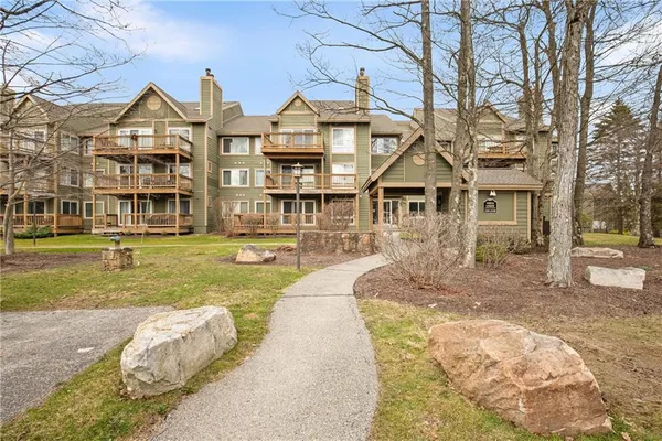 $279,900 | 5319 Summit Drive, Hidden Valley, PA 15502