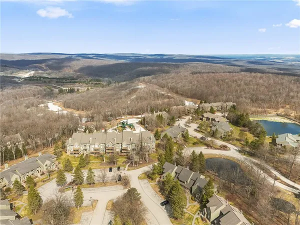 $279,900 | 5319 Summit Drive, Hidden Valley, PA 15502