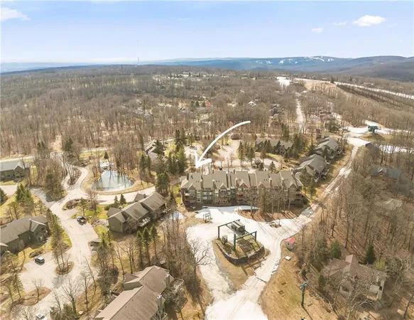$279,900 | 5319 Summit Drive, Hidden Valley, PA 15502