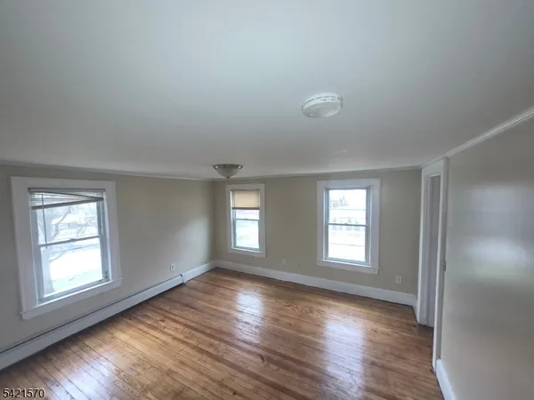 $3,000 | 596 Meyersville Road, Gillette, NJ 07933