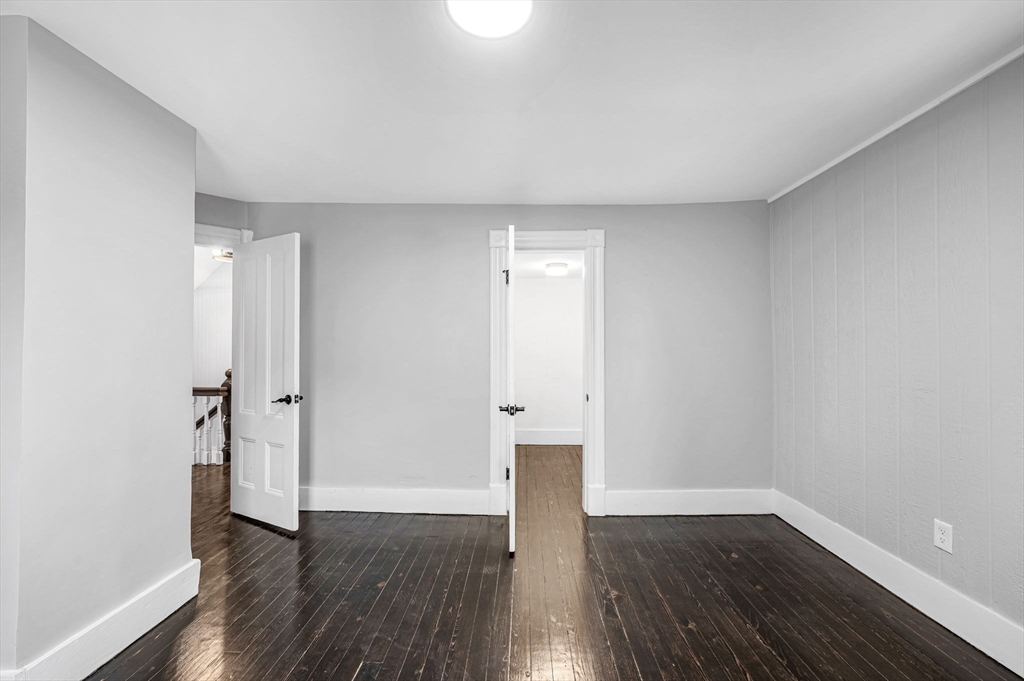 15 Myrtle Avenue Holyoke, MA 01040 - Photo 17 of 42