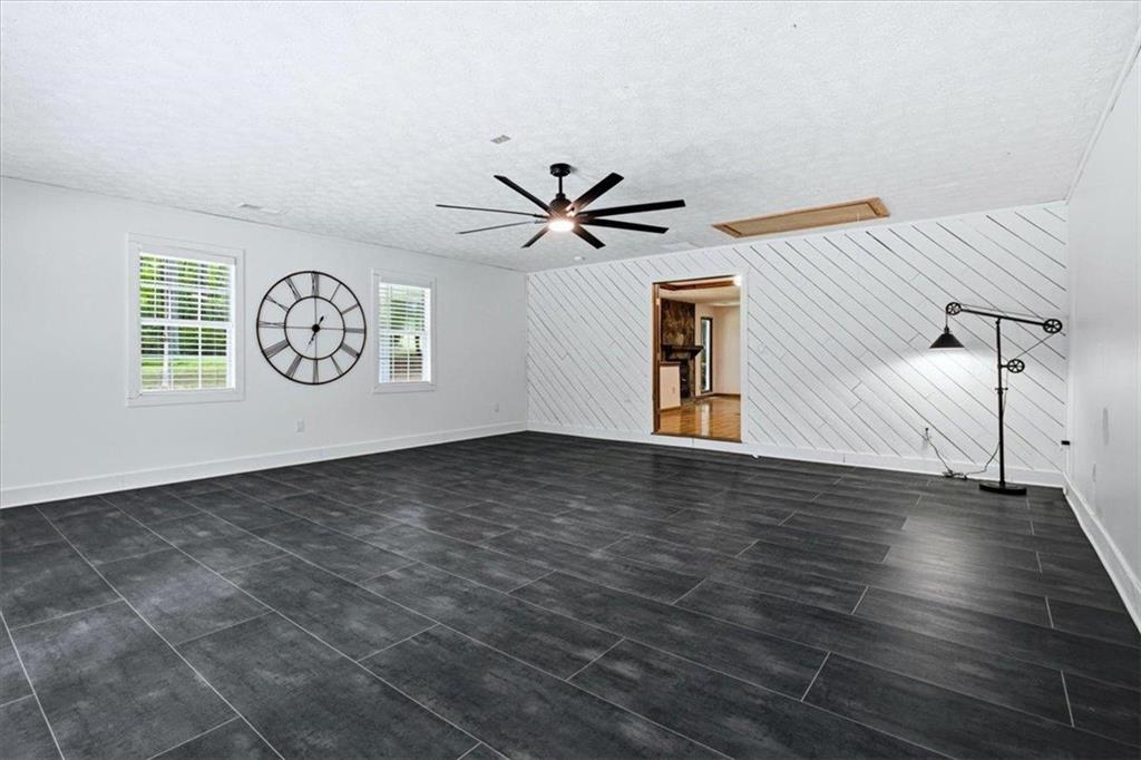 1351 Minix Road Sharpsburg, GA 30277 - Photo 9 of 50 Gallery Image 9