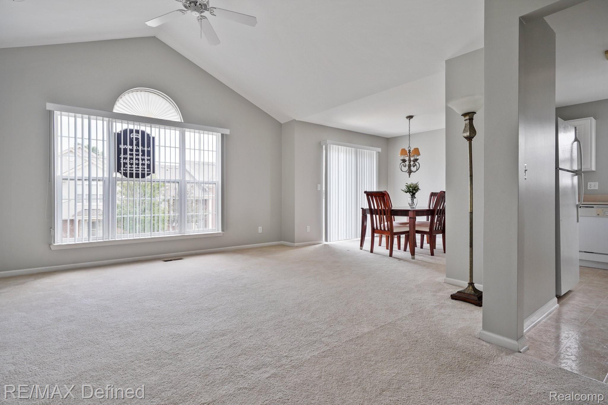 1849 Flagstone Circle Rochester, MI 48307 - Photo 7 of 23 1849-Flagstone-Cir-09.jpg