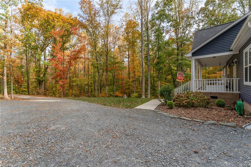 1445 Henley Country Road Asheboro, NC 27203 - Photo 5 of 44 Gallery Image 5