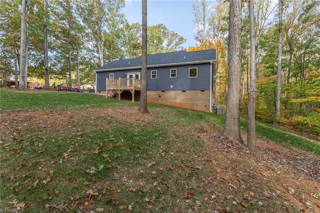 1445 Henley Country Road Asheboro, NC 27203 - Photo 9 of 44 Gallery Image 9