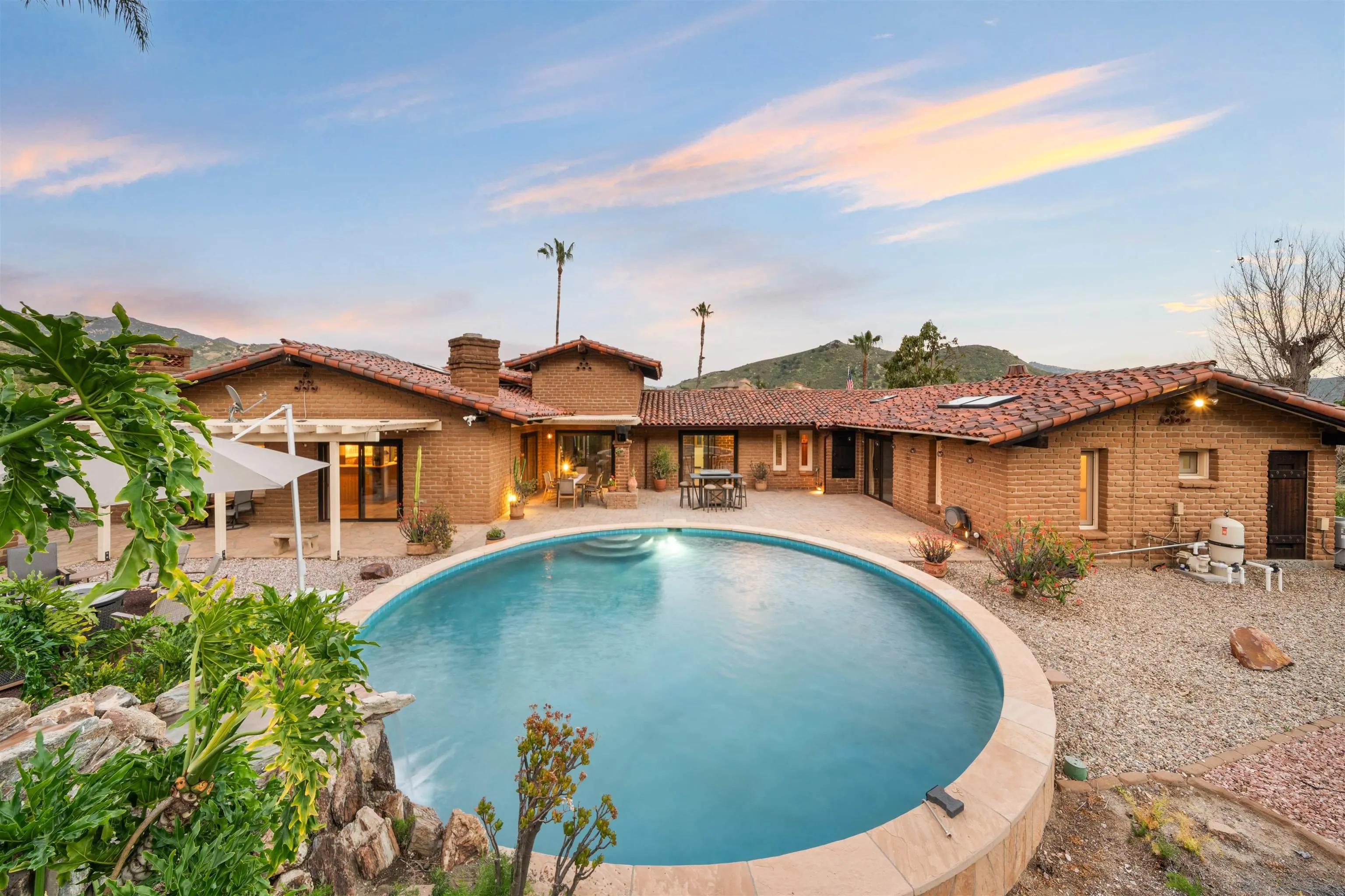 1951 Cloverdale Road Escondido, CA 92027 - Photo 11 of 74