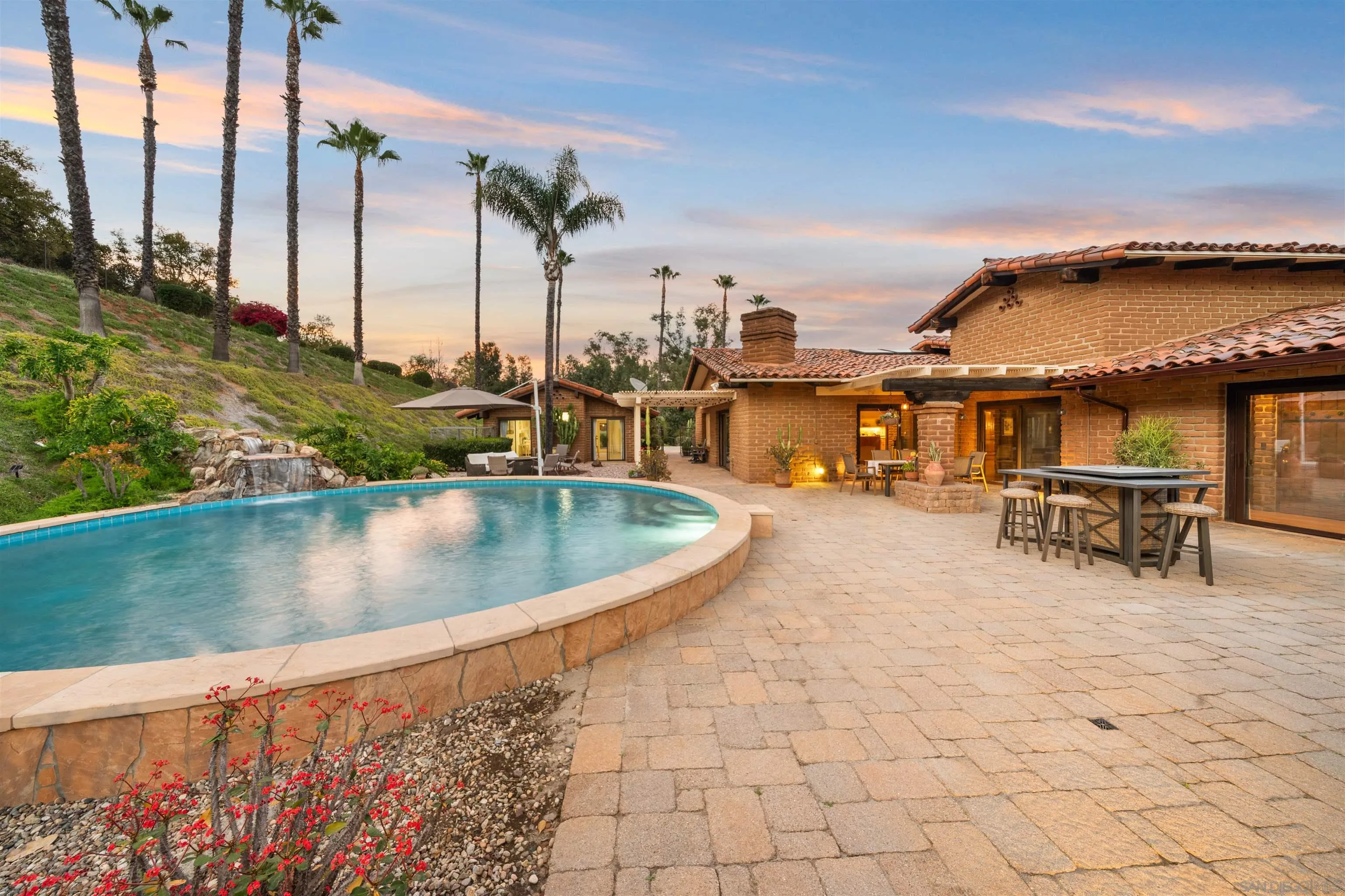 1951 Cloverdale Road Escondido, CA 92027 - Photo 12 of 74