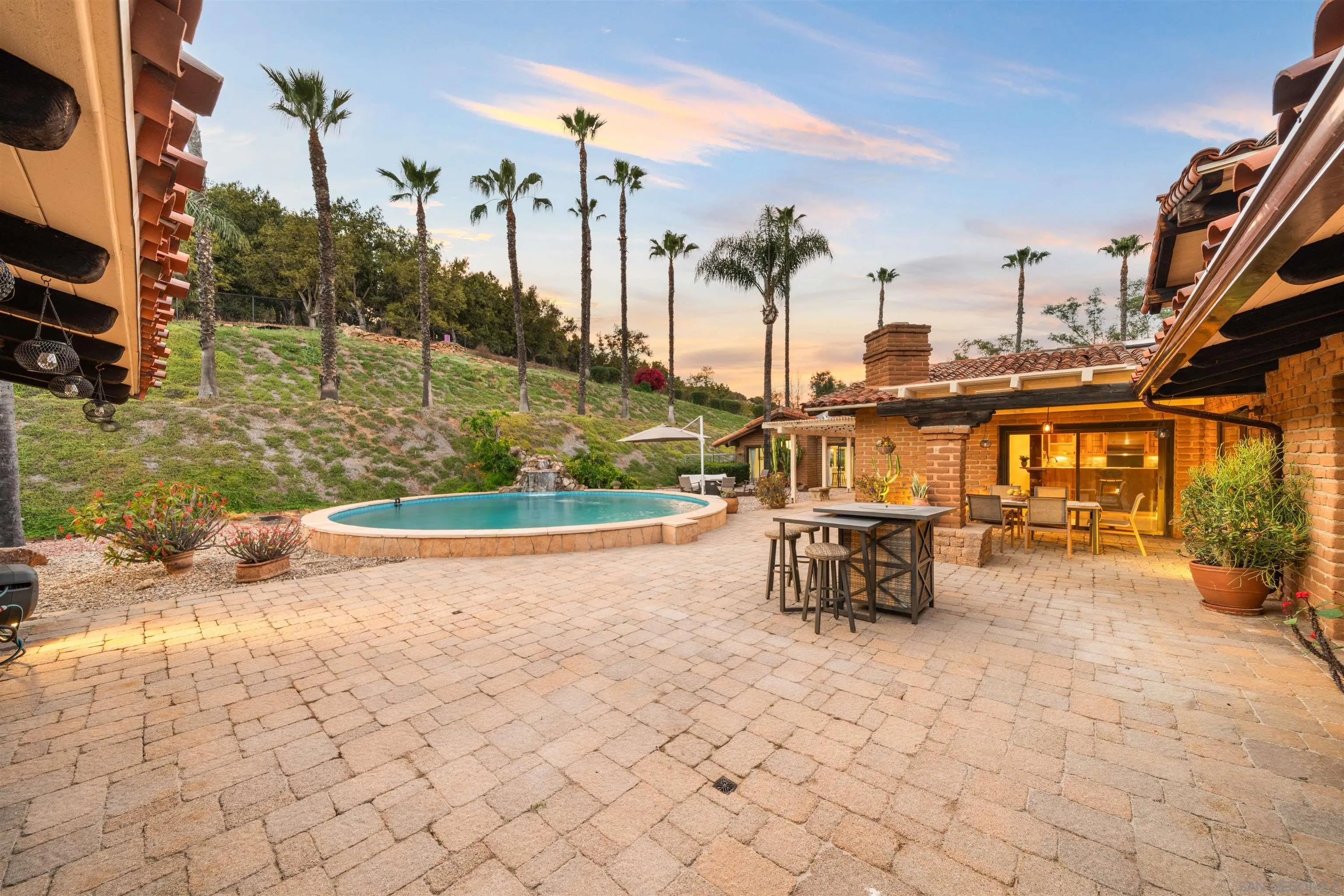 1951 Cloverdale Road Escondido, CA 92027 - Photo 13 of 74