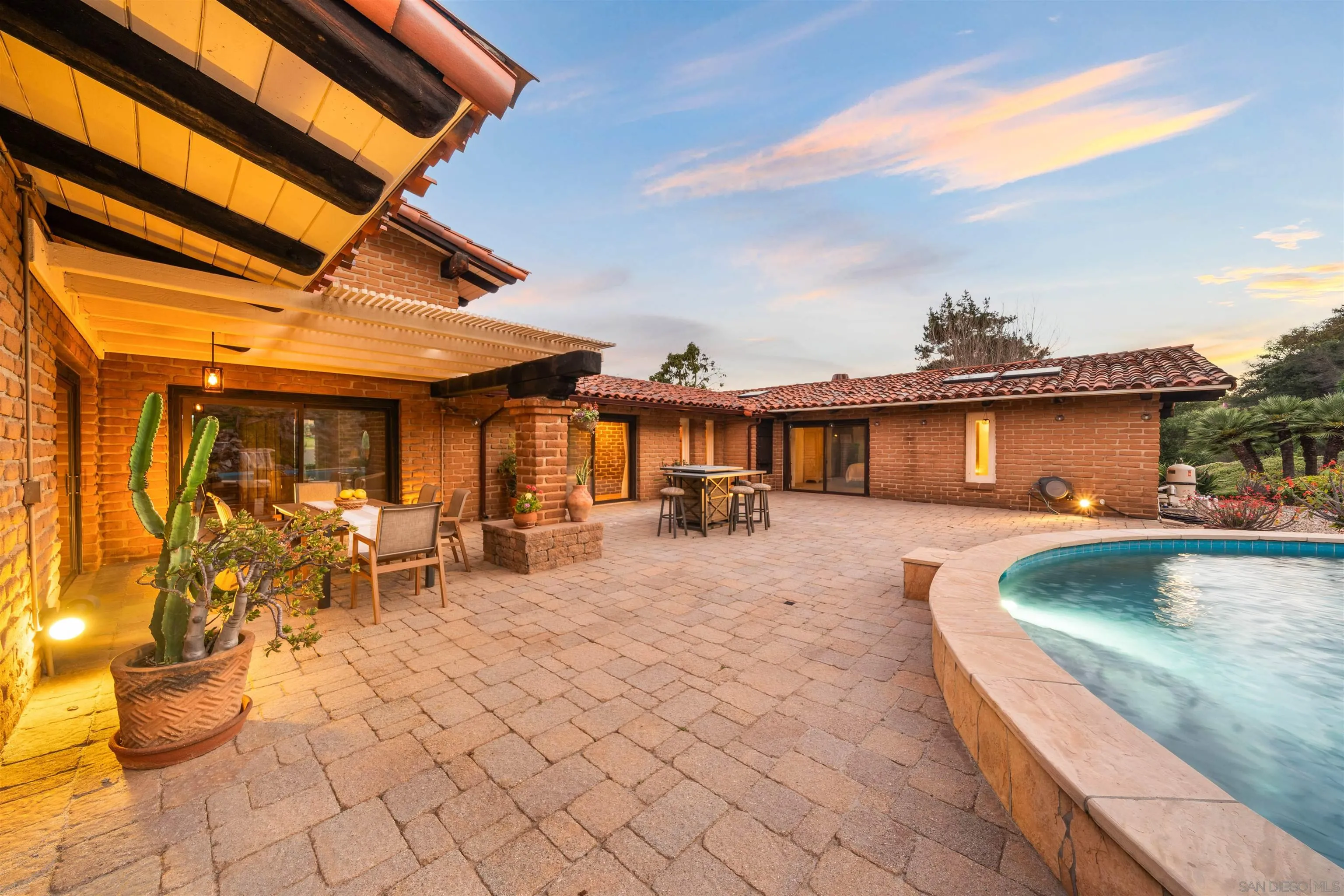 1951 Cloverdale Road Escondido, CA 92027 - Photo 14 of 74