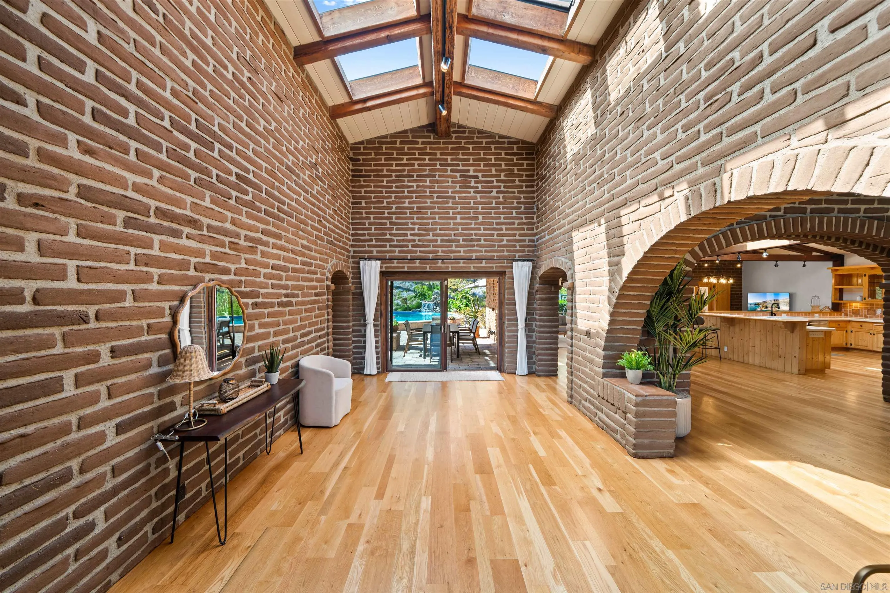 1951 Cloverdale Road Escondido, CA 92027 - Photo 20 of 74