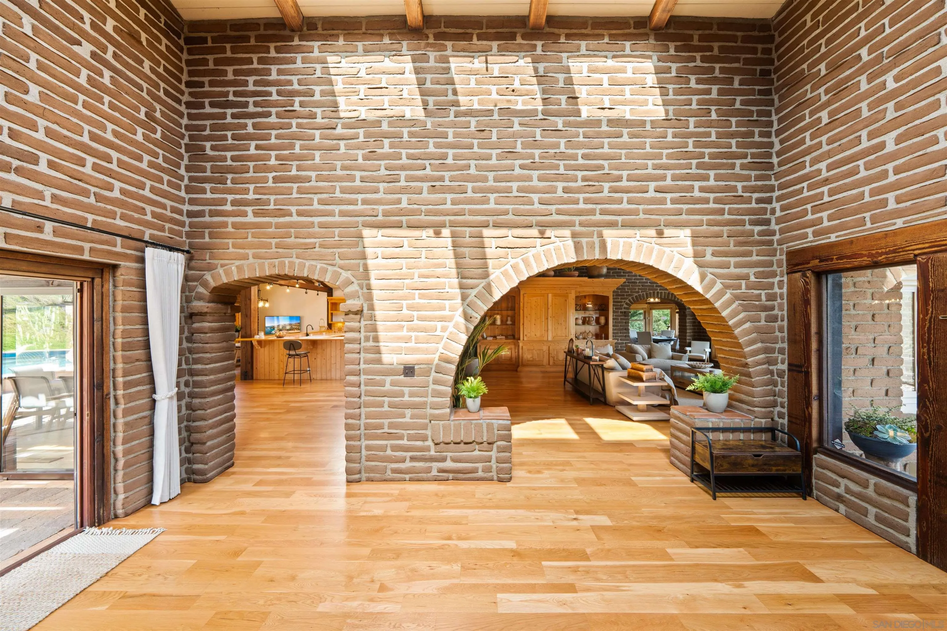 1951 Cloverdale Road Escondido, CA 92027 - Photo 23 of 74