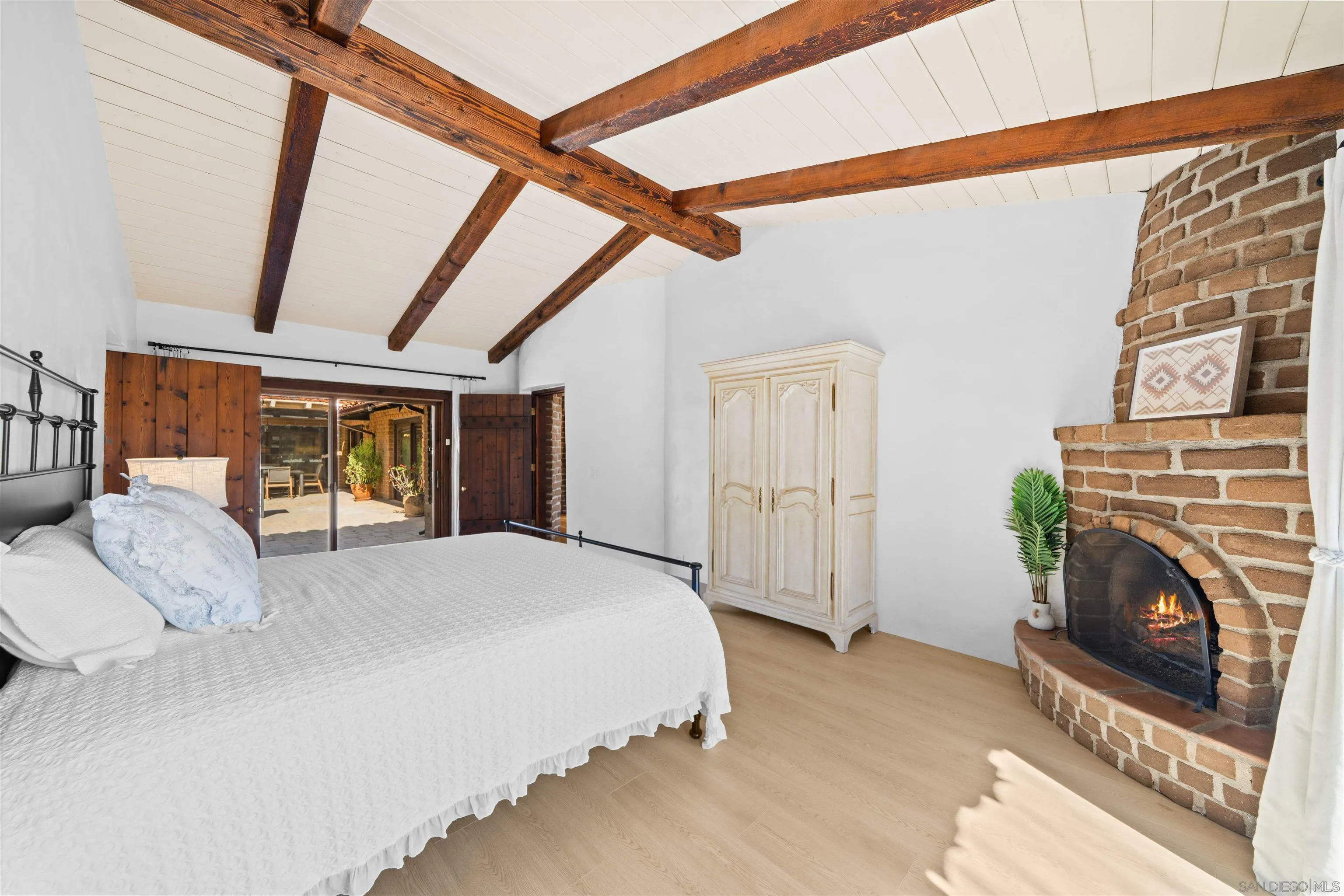 1951 Cloverdale Road Escondido, CA 92027 - Photo 43 of 74