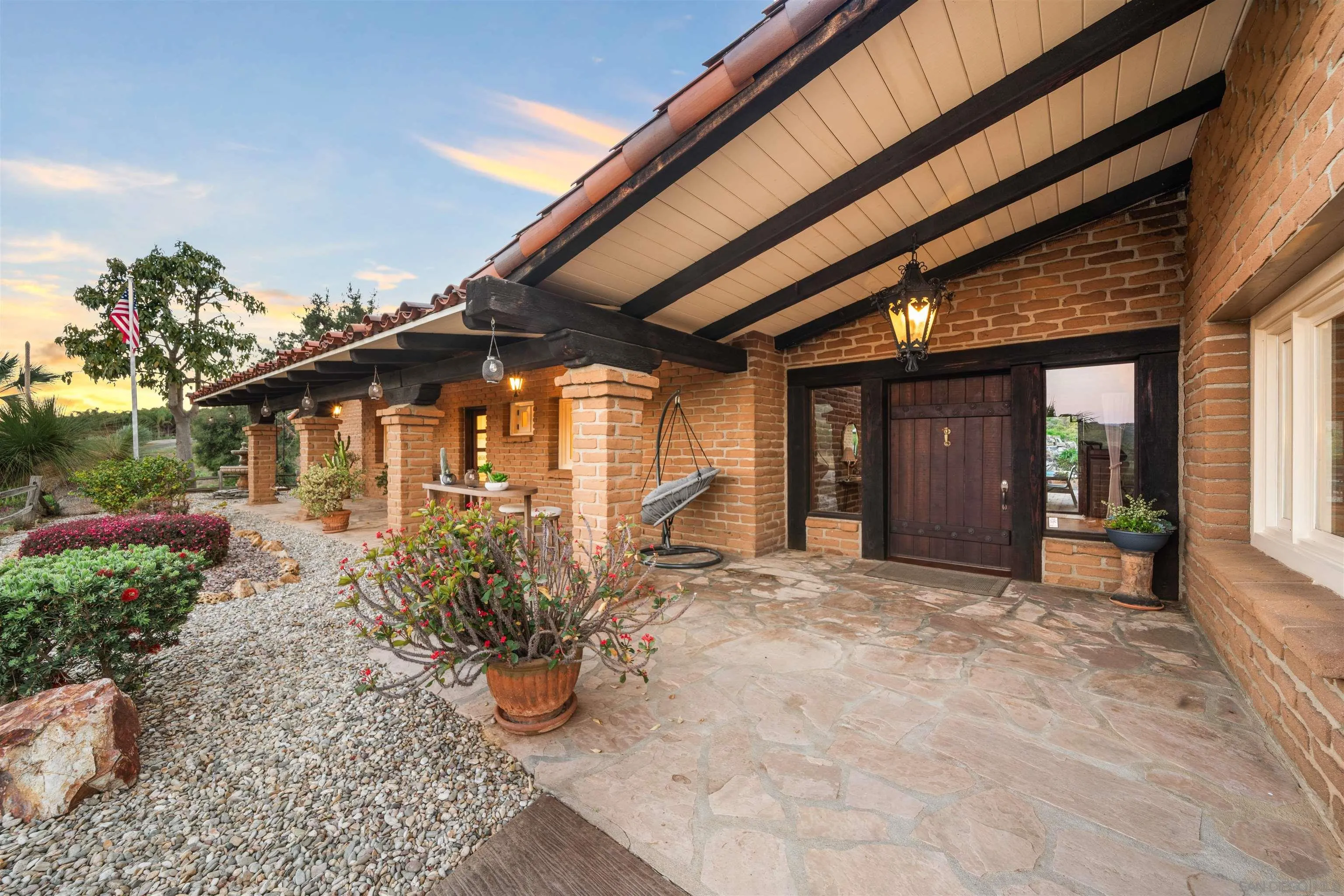 1951 Cloverdale Road Escondido, CA 92027 - Photo 7 of 74