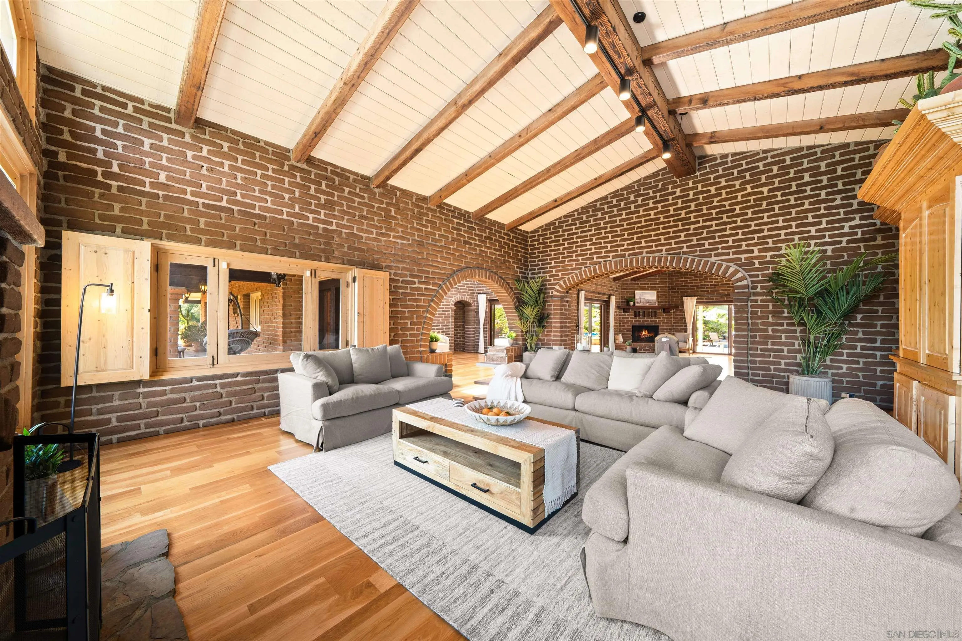 1951 Cloverdale Road Escondido, CA 92027 - Photo 73 of 74