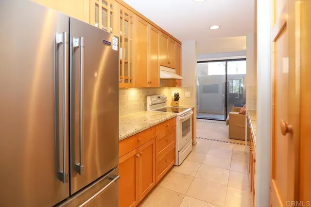$5,700 | 916 Sealane Drive, Unit D, Encinitas, CA 92024