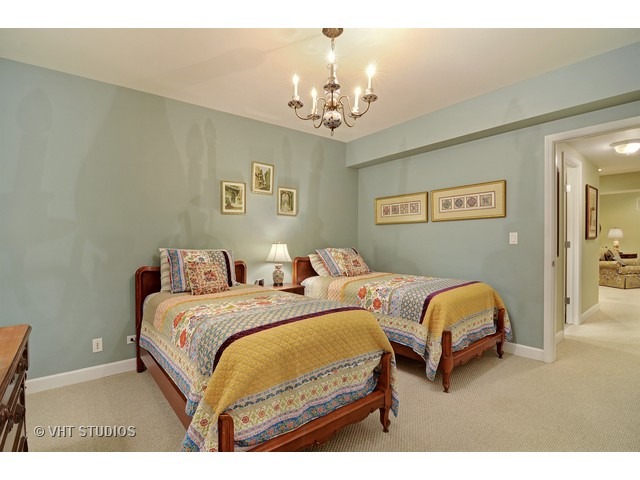 730 Becker Road Glenview, IL 60025 - Photo 19 of 25 Gallery Image 19