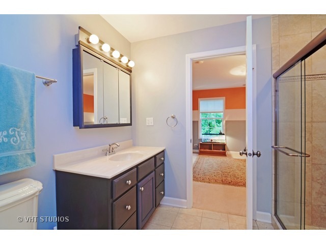 730 Becker Road Glenview, IL 60025 - Photo 20 of 25 Gallery Image 20