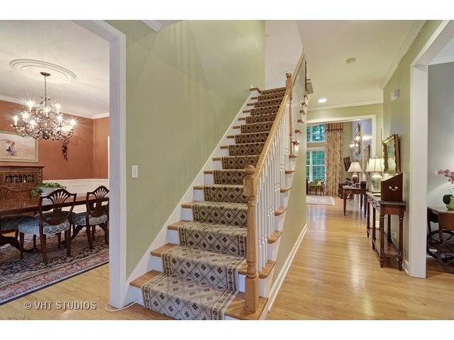 730 Becker Road Glenview, IL 60025 - Photo 2 of 25 Gallery Image 2