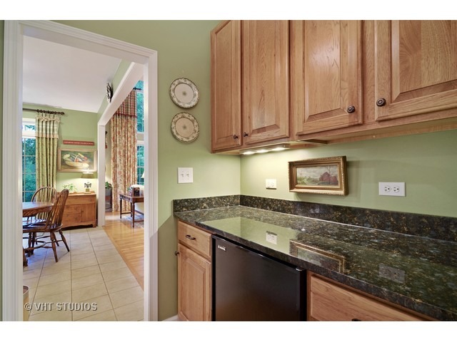 730 Becker Road Glenview, IL 60025 - Photo 23 of 25 Gallery Image 23