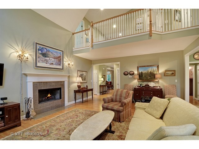 730 Becker Road Glenview, IL 60025 - Photo 7 of 25 Gallery Image 7
