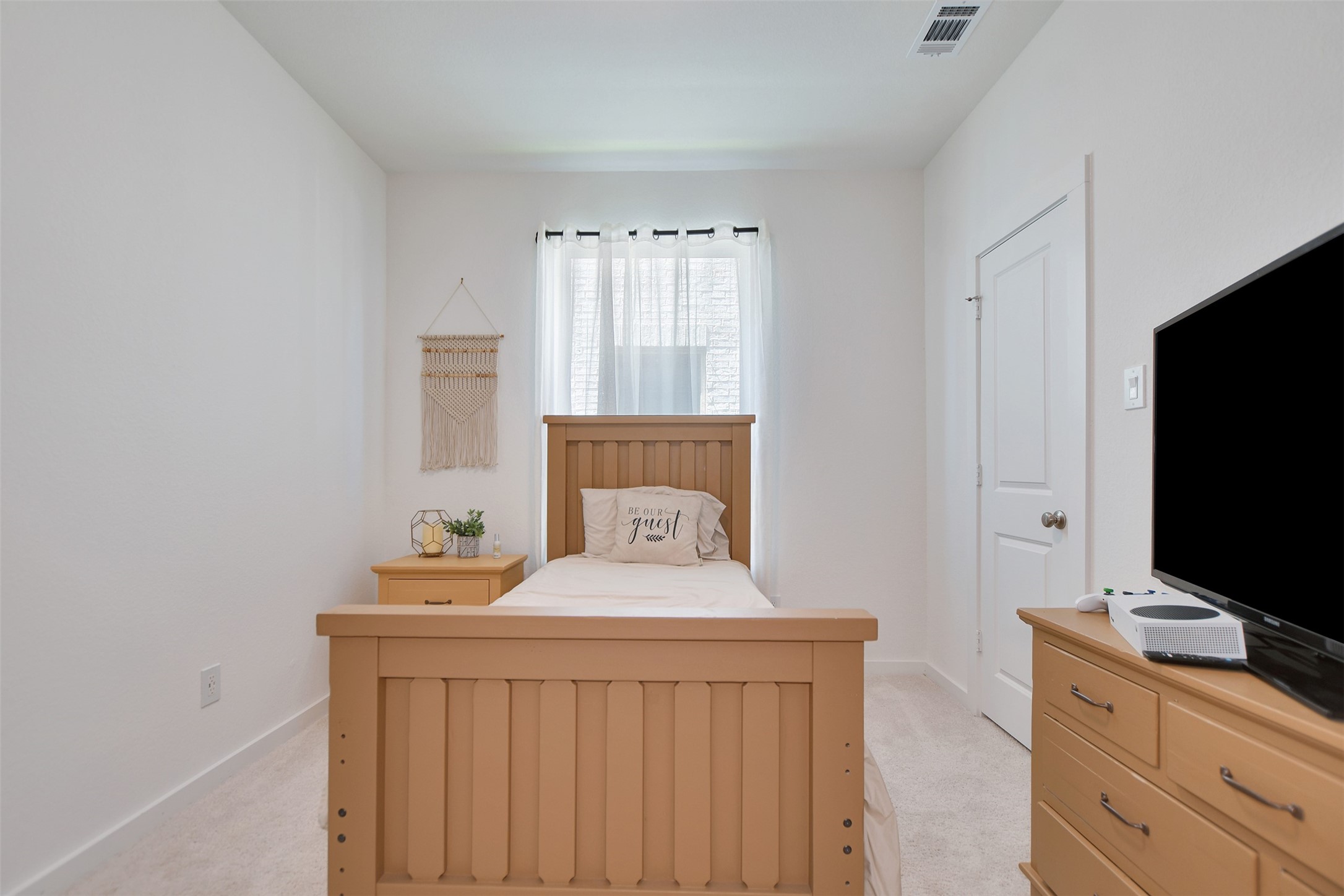 4114 Watson Drive Rosharon, TX 77583 - Photo 11 of 23 Downstairs secondary bedroom