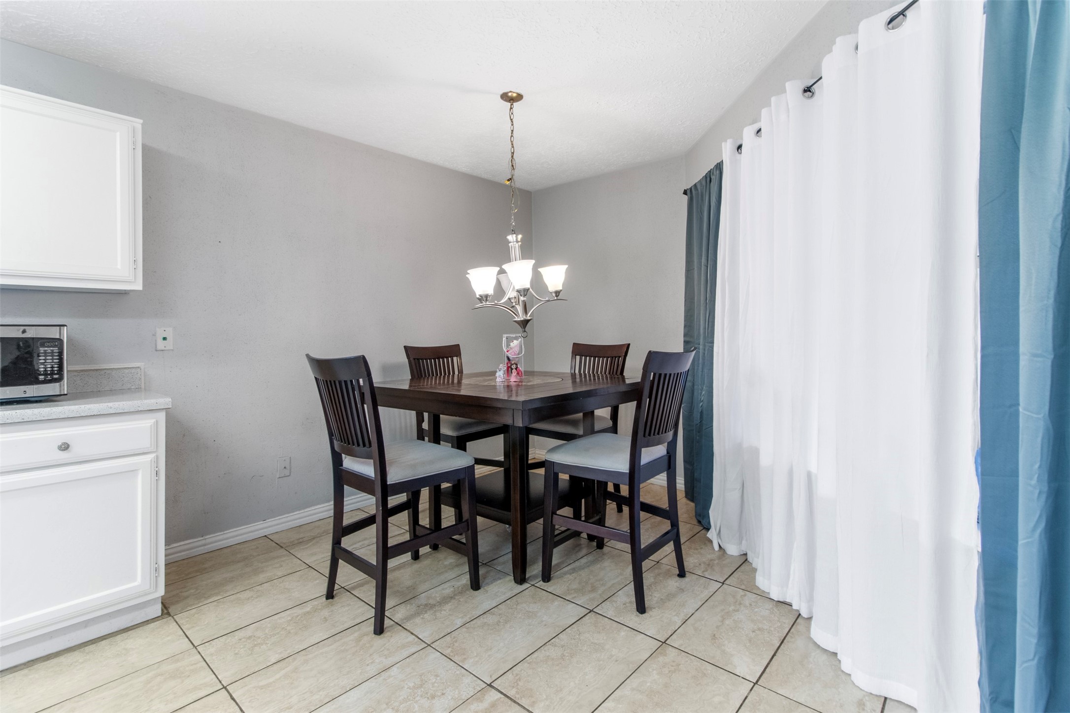 12147 Swords Creek Road Houston, TX 77067 - Photo 9 of 25