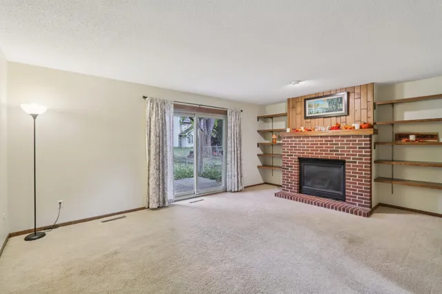 $395,000 | 1006 South Division Street, Waunakee, WI 53597