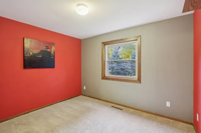 $395,000 | 1006 South Division Street, Waunakee, WI 53597