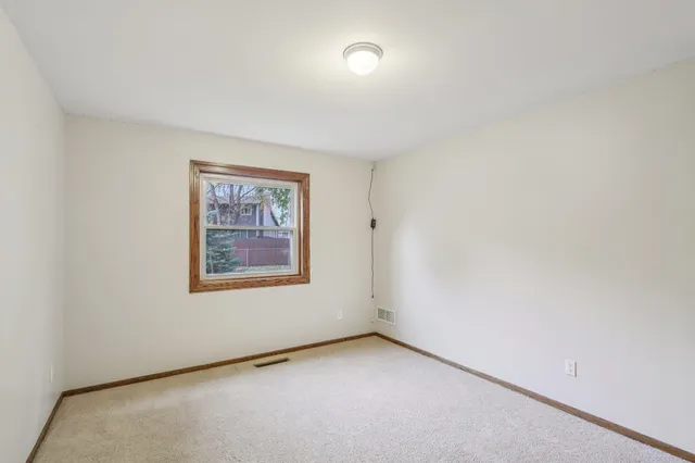 $395,000 | 1006 South Division Street, Waunakee, WI 53597